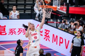 PG官方关于CBA常规赛冲刺阶段走向成谜，曼城官宣签约，悬念犹存，更衣室氛围转暖的信息